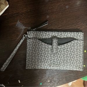 Guess wristlet